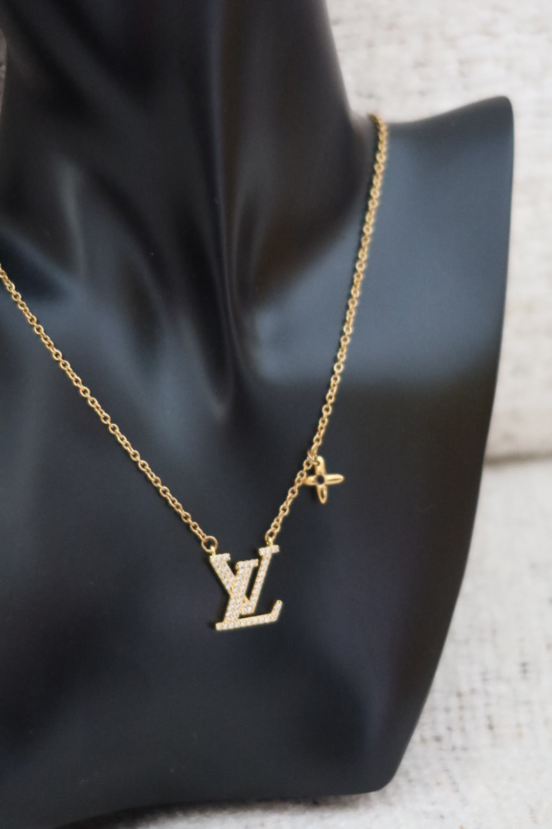 Collier Lisa star