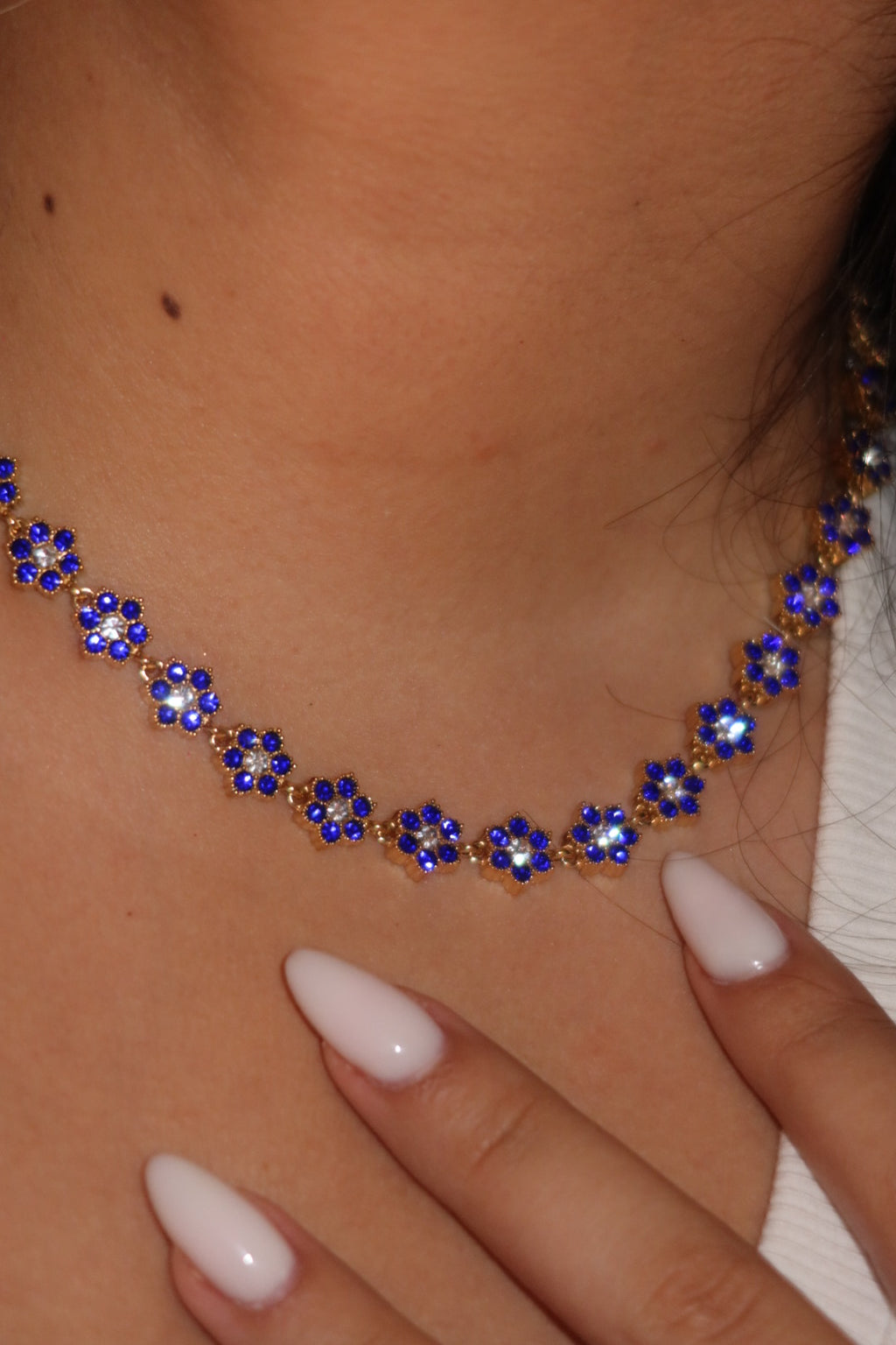 Collier princesse bleu marine